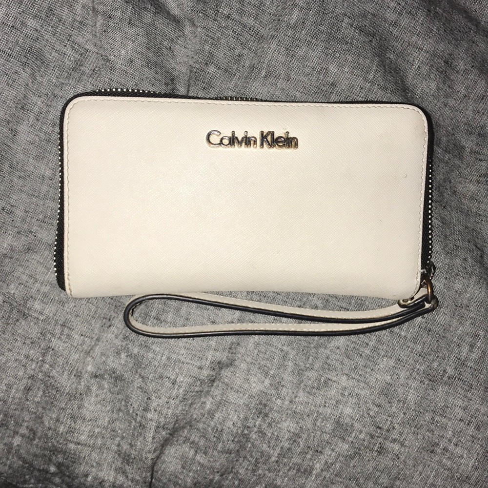 !!!!!OFFER WONT LAST LONG!!!! Calvin Klein Wallet